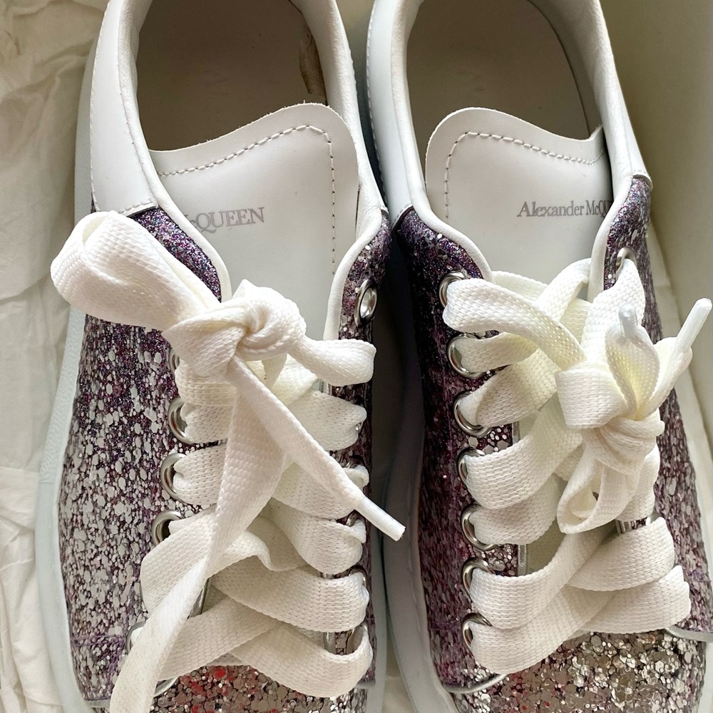 Alexander McQueen Brandnew Glitter Sneakers
